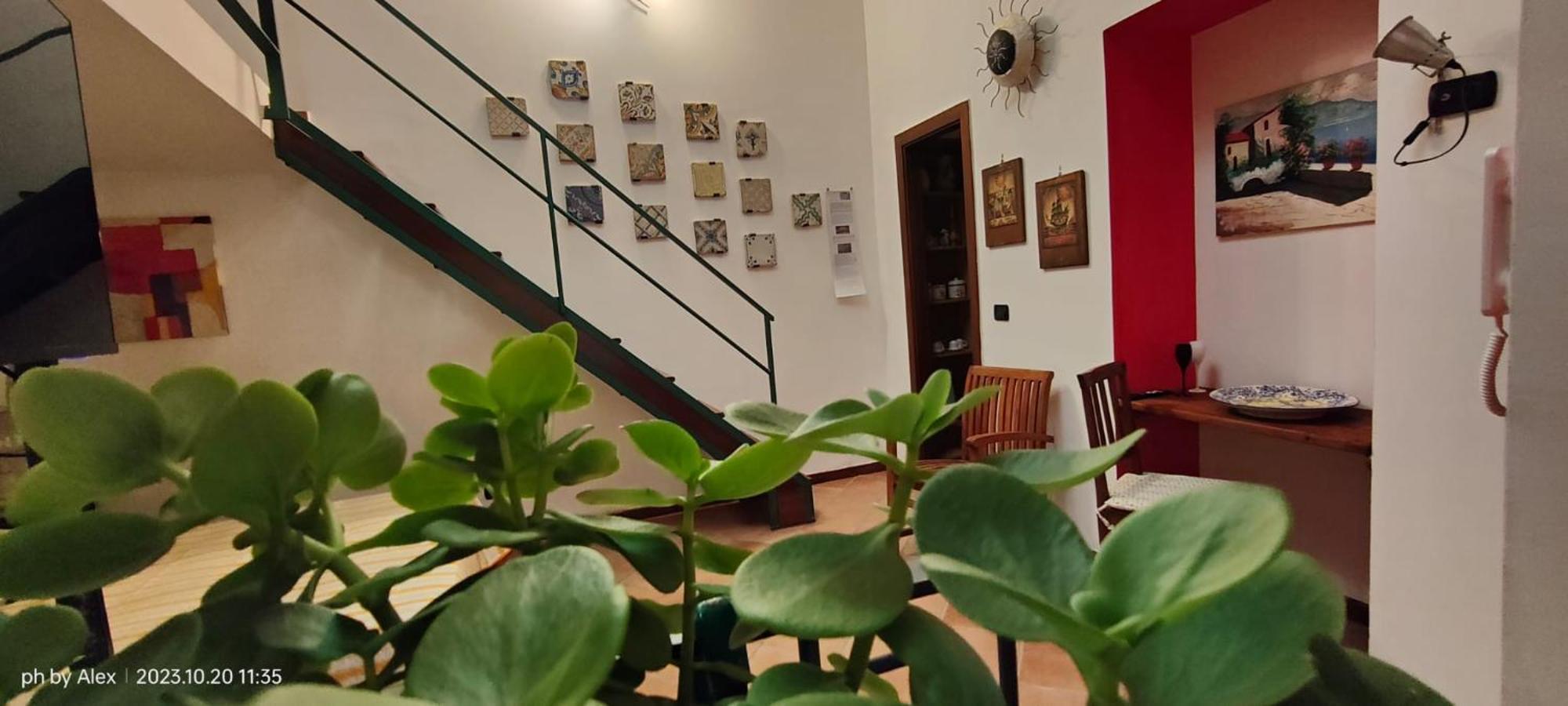Appartement Segreta Catalana à Naples Extérieur photo