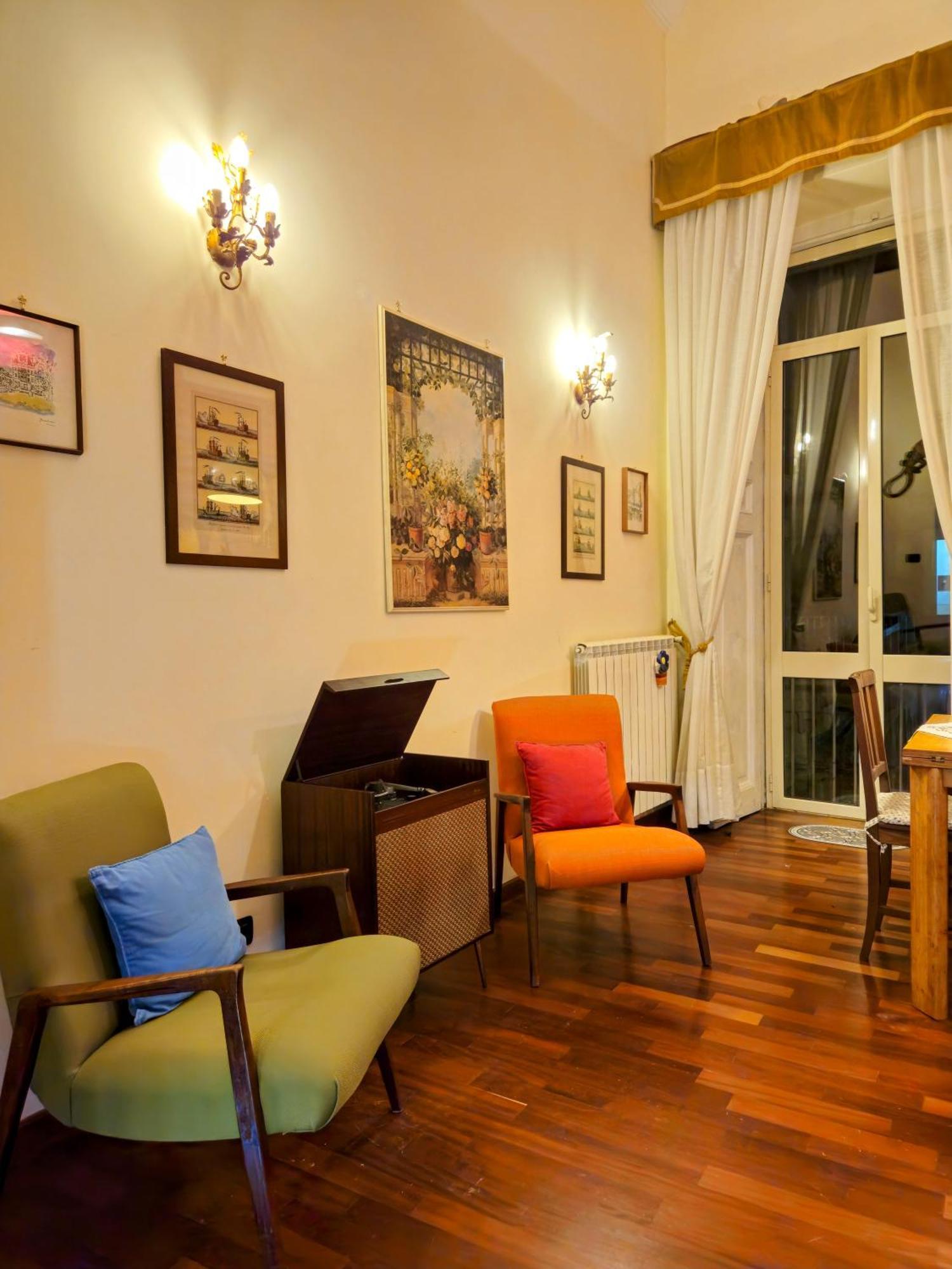 Appartement Segreta Catalana à Naples Extérieur photo